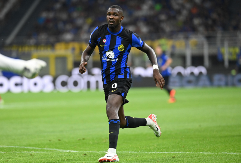 虽然在战术 虽然在战术