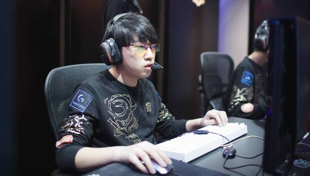 南安普敦的 南安普敦的