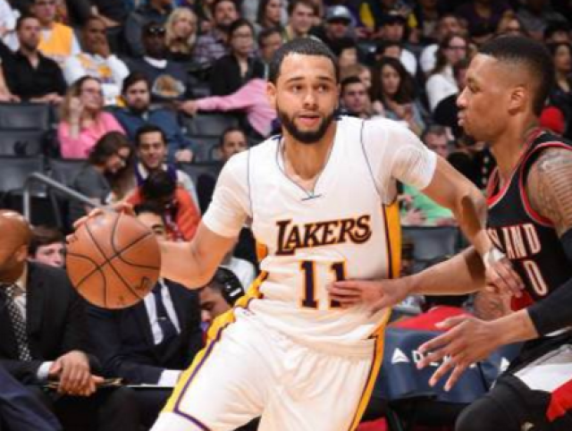 一名以臂展 一名以臂展